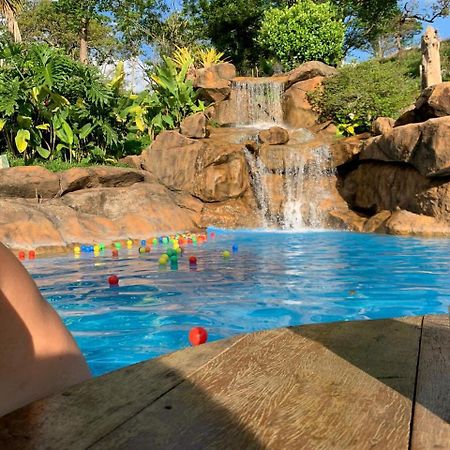 Hotel Fazenda Tucano Capim Branco Eksteriør bilde