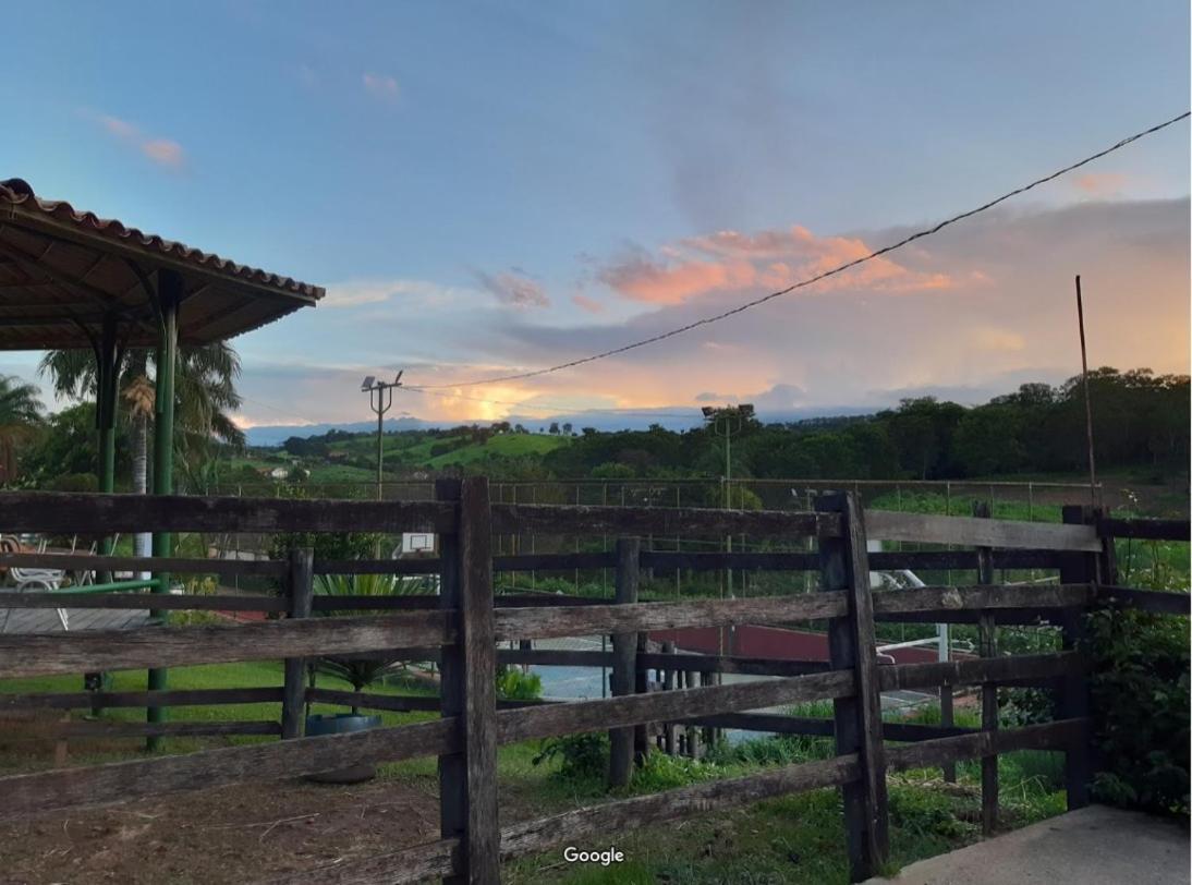 Hotel Fazenda Tucano Capim Branco Eksteriør bilde